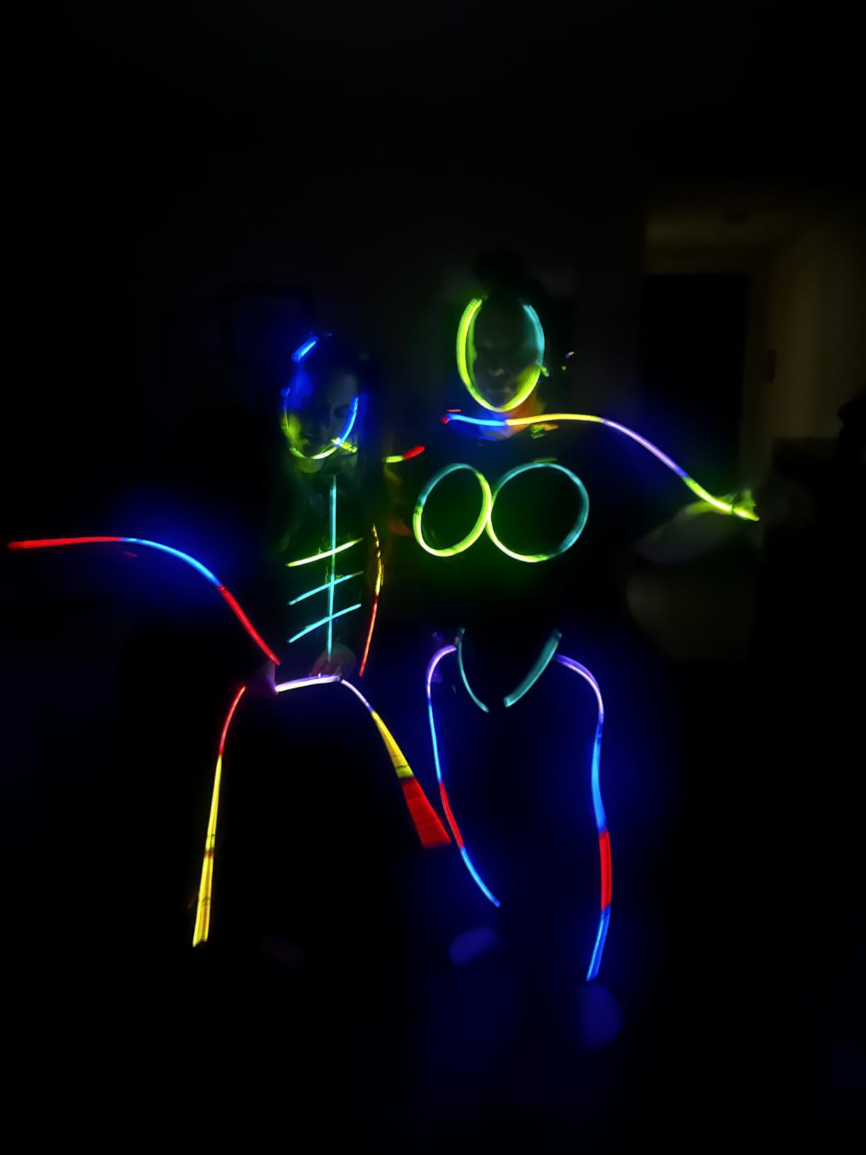 PartySticks Glow Sticks Review - TopPickr review featured image
