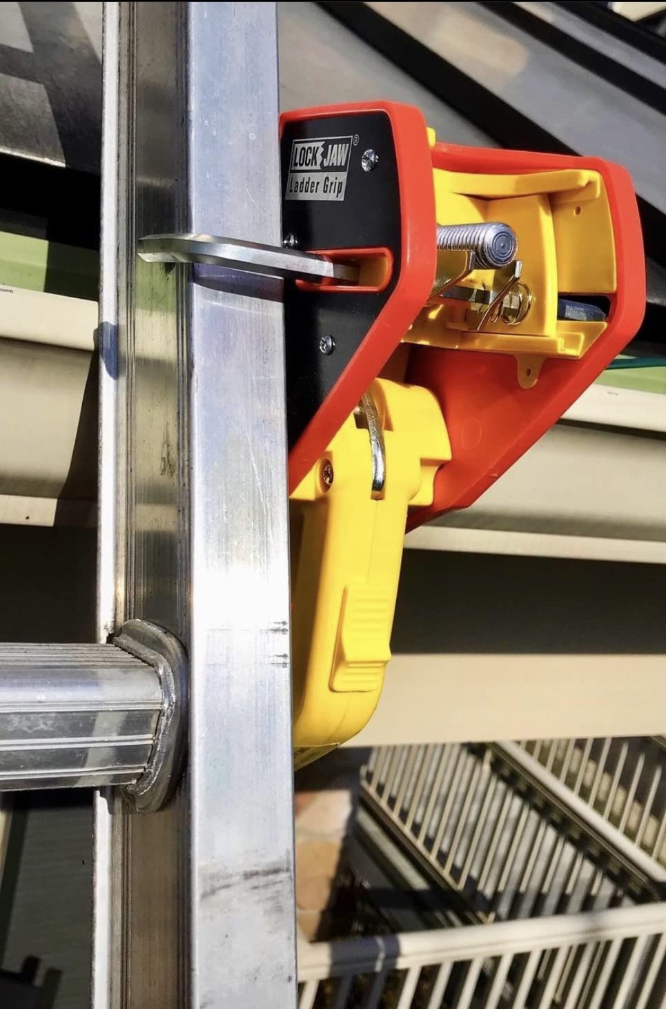 Lock Jaw Ladder Stabilizer - TopPickr review featured image